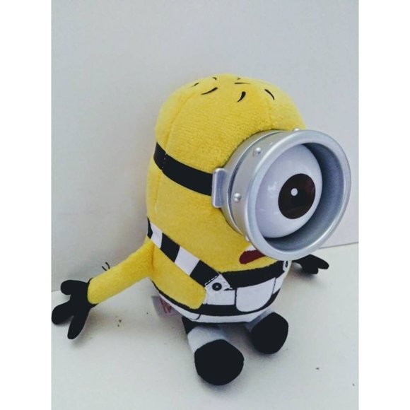 Ty Beanie Babies. Despicable Me 3 Plush 6"  Carl Plush Stuff Animal Toy - Picture 3 of 9